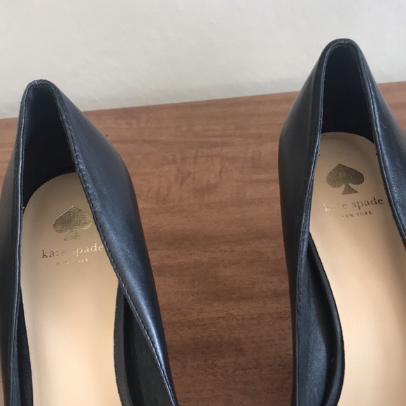 kate spade black leather heels with striped bows - Picture 3 of 8